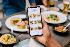 安菲科技APP开发-餐饮软件开发功能与趋势解析 - 专业APP外包公司为您定制高效解决方案