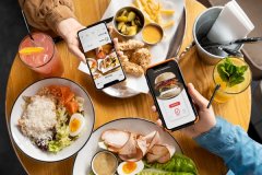 安菲科技APP开发-扫码点餐小程序 vs 原生点餐APP软件：餐厅数字化转型该如何选择？